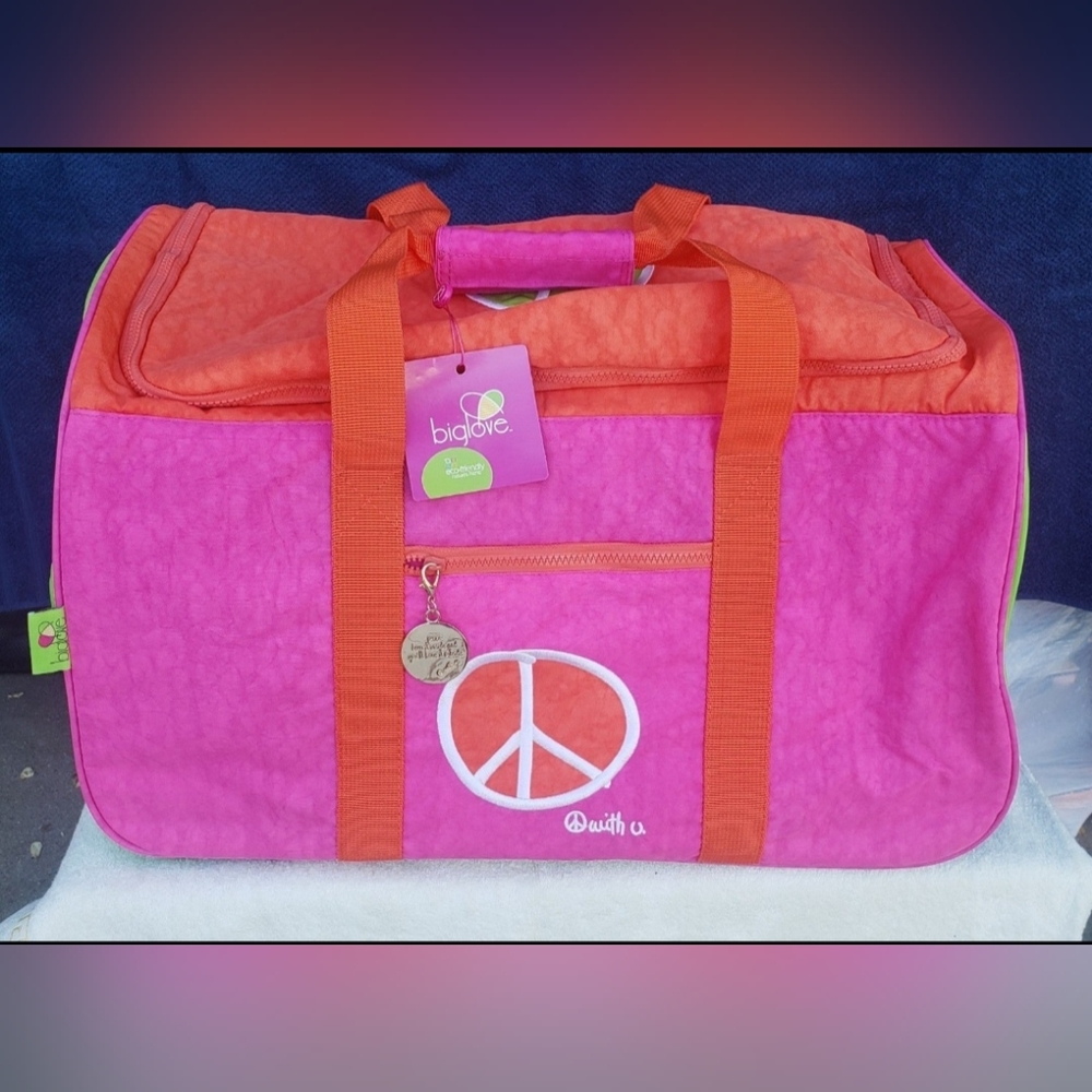 DUFFLE BAG